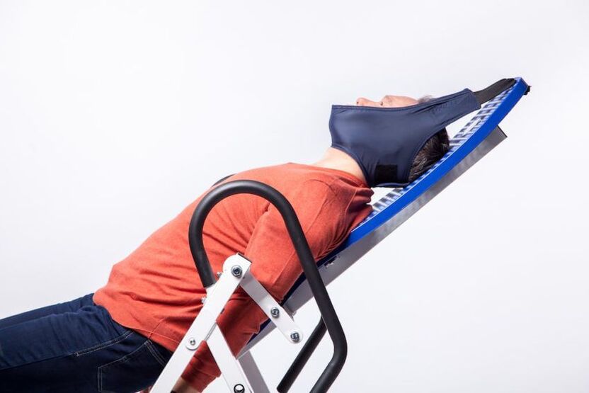 Cervical osteochondrosis therapy