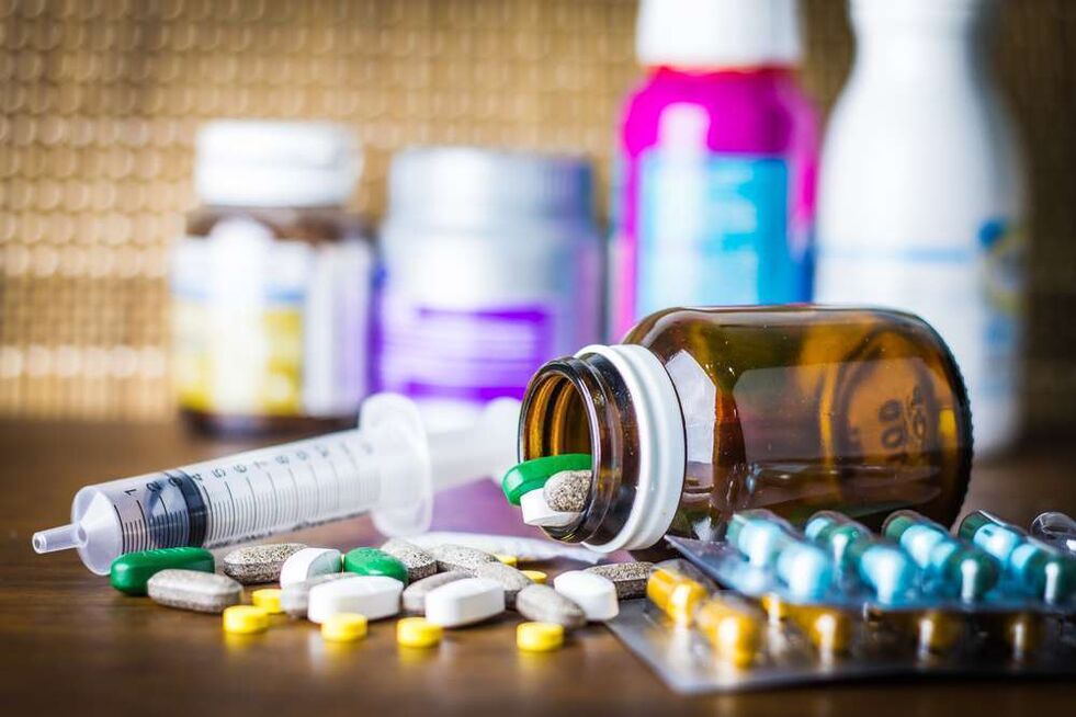 Drug treatment of osteochondrosis of the chest
